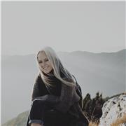 Fotografa offre lezioni di fotografia autoriale/contemporanea